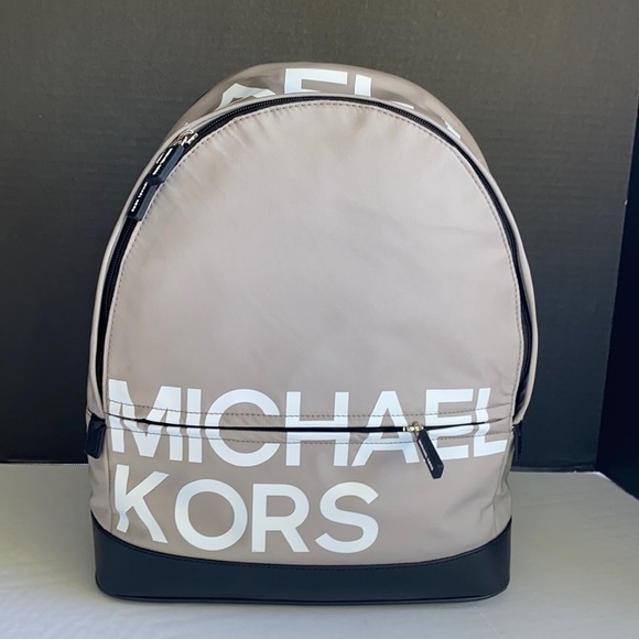 New MICHAEL KORS Large UNISEX BACKPACK
